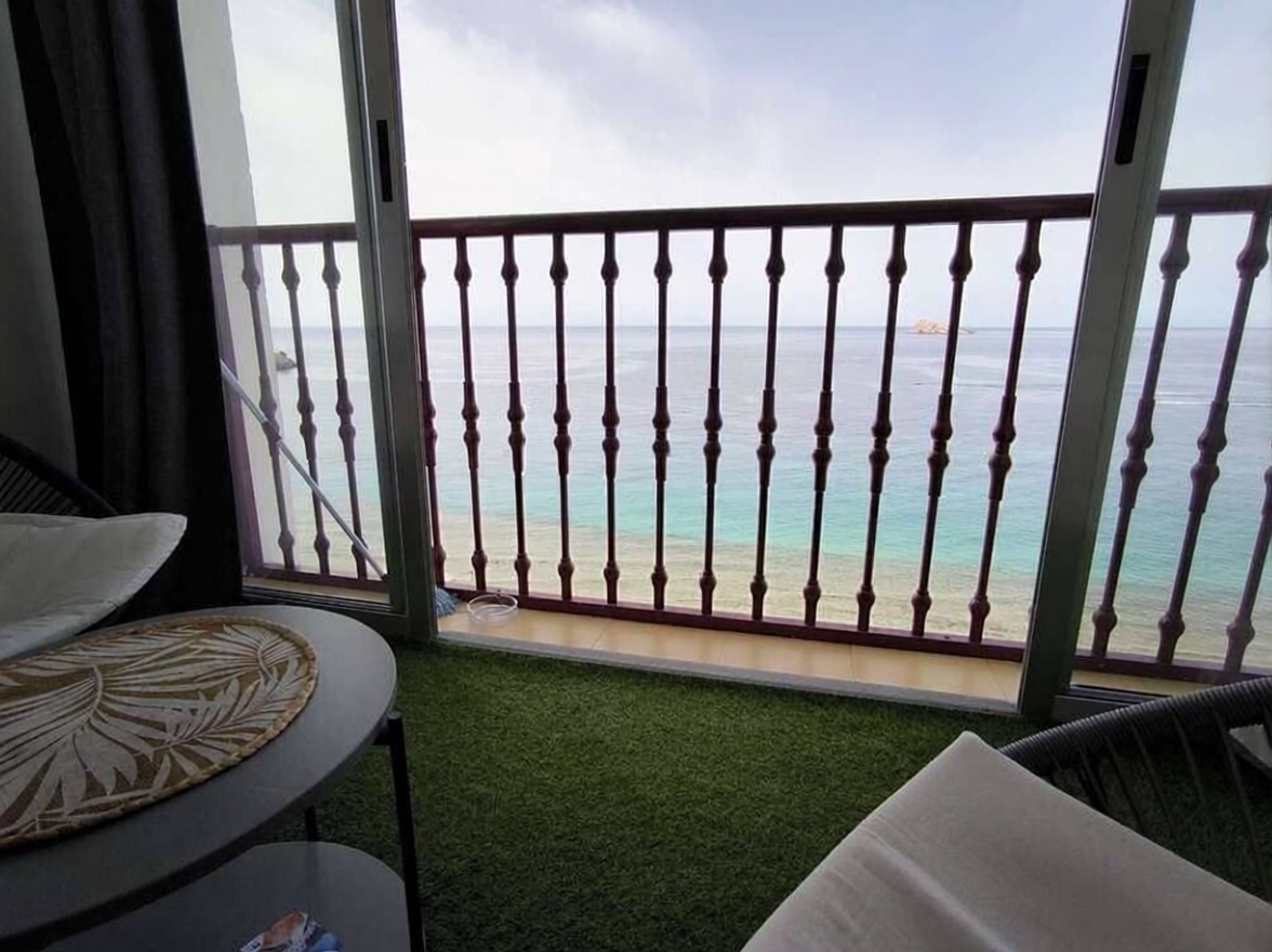 Studio zum Verkauf in direkter Strandlage in Benidorm — Meerterrasse
