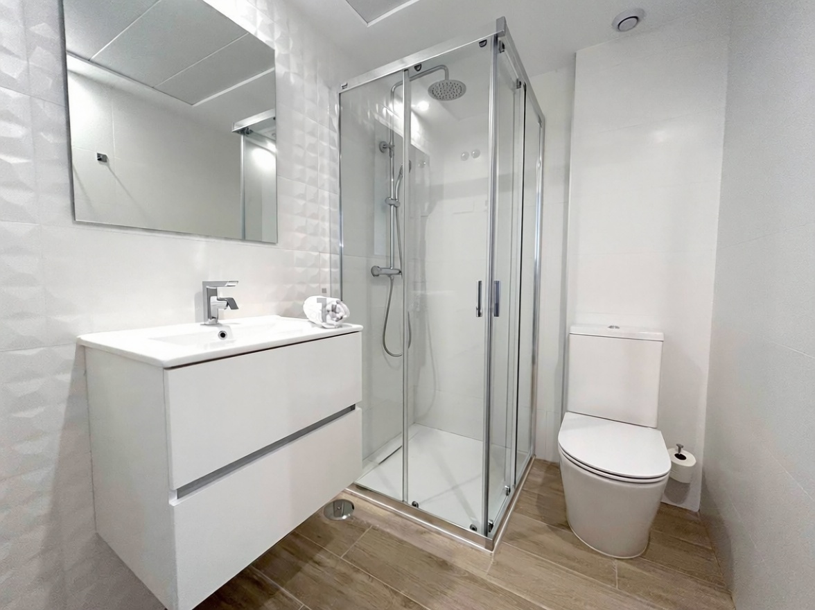 Appartement en première ligne de plage à Orihuela — Sanitaires