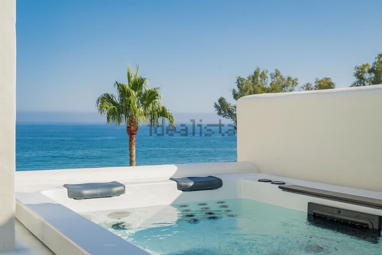 Пентхаус первая линия моря в Estepona — Морской вид