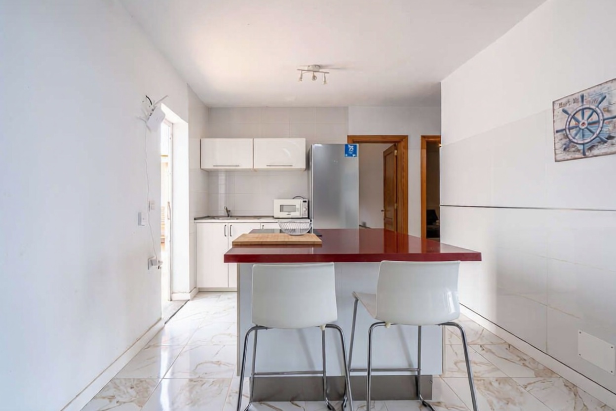Piso en primera línea de playa en Lanzarote — Cocina