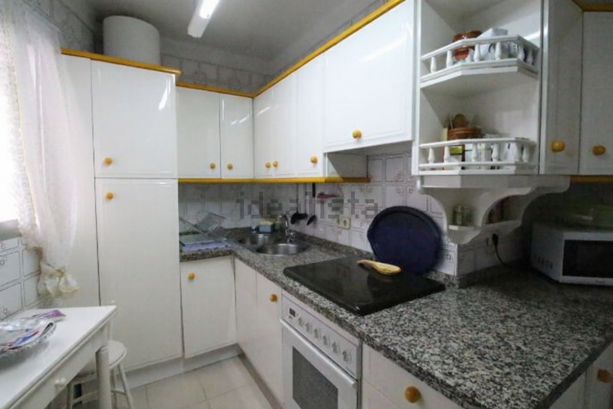 Appartement à vendre pieds dans l'eau à Benalmádena — Cuisine