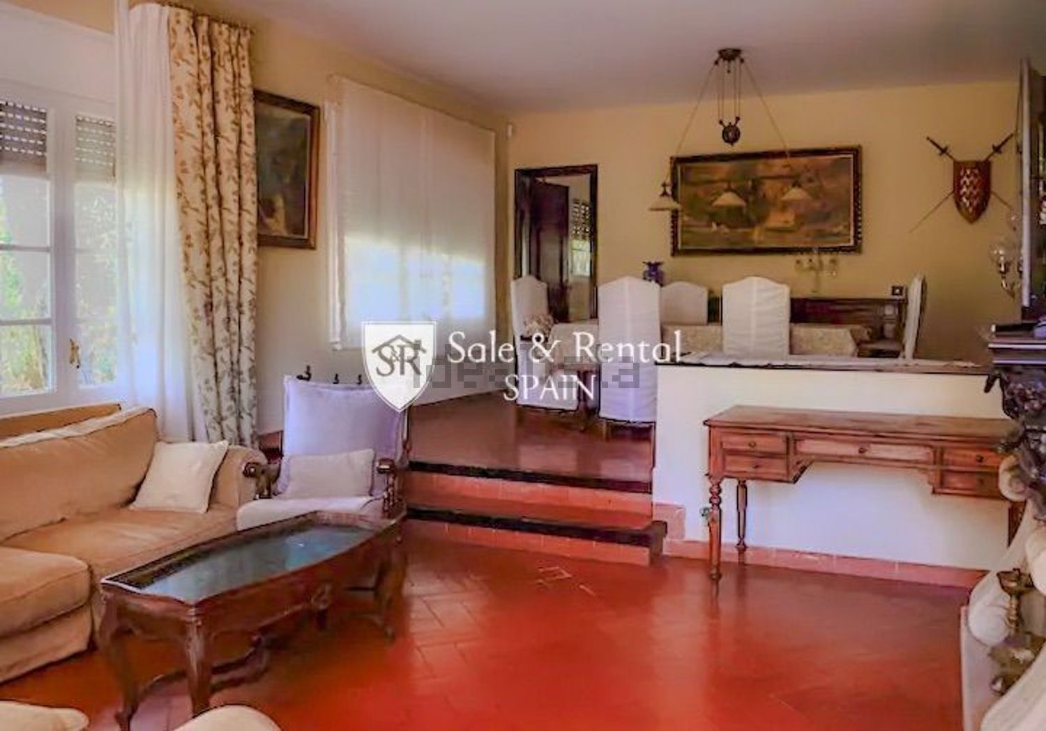 Chalet mit direkter Strandzugang in Lloret de Mar — Wohnzimmer