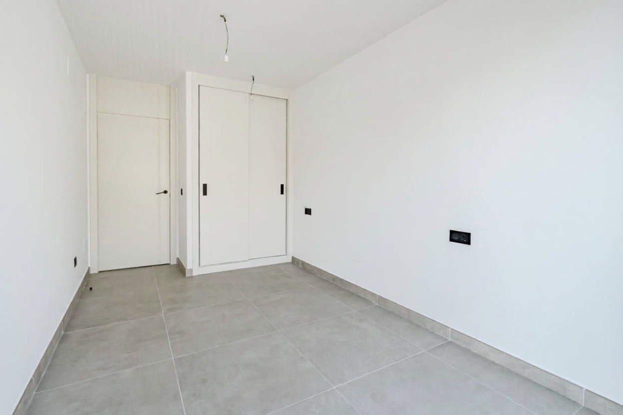 Apartamento à venda pé na areia em Los Barrios — Quarto