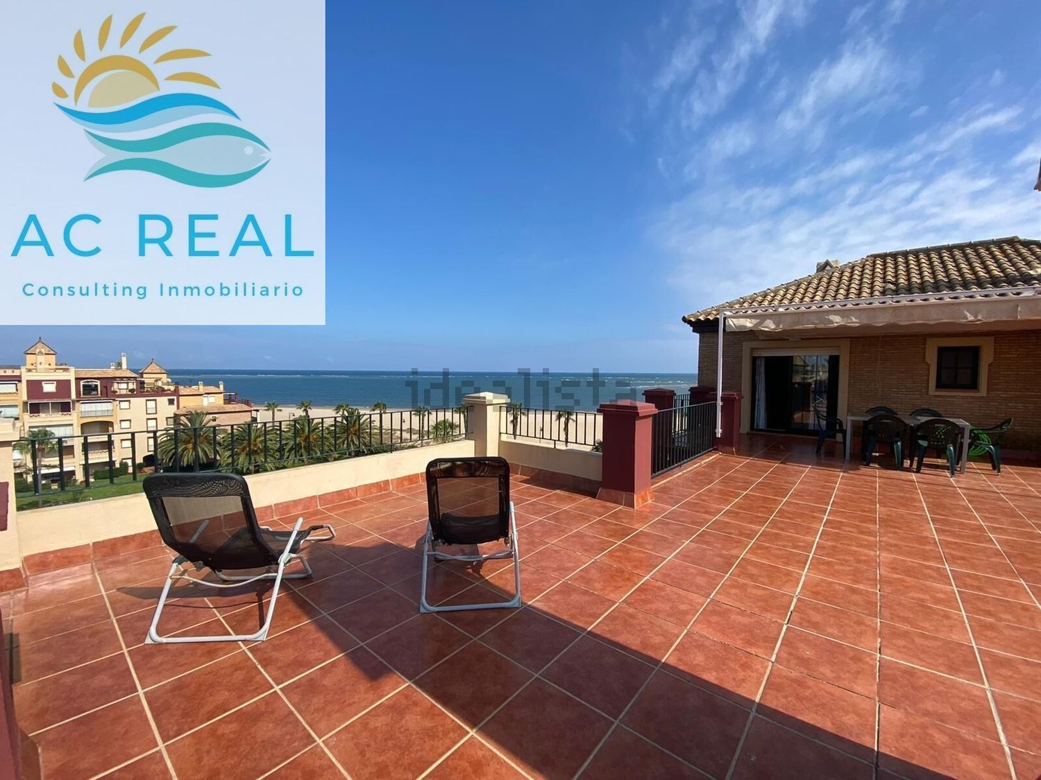 Seafront attic in Ayamonte