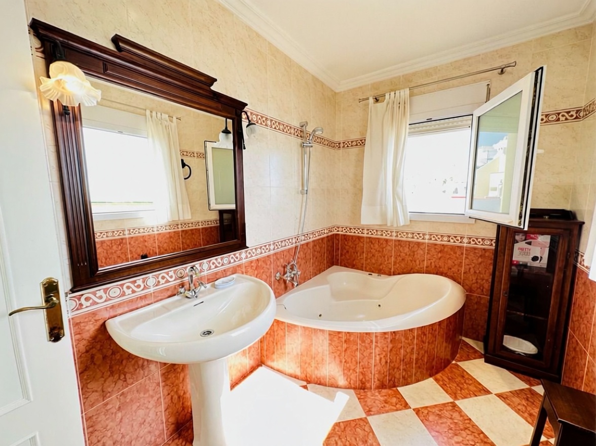 Chalet avec accès direct à la plage à Torrox — Chambre