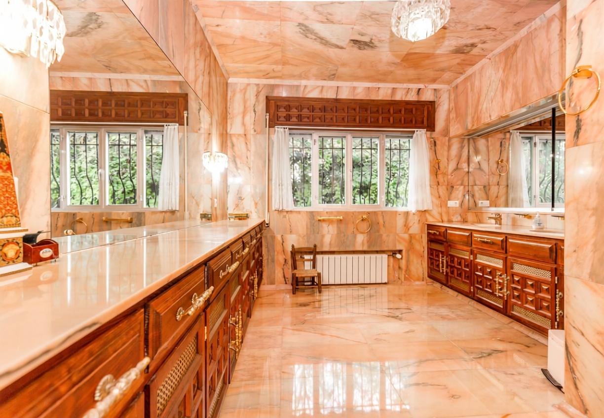 Chalet à vendre avec accès direct à la plage à Marbella — Sanitaires