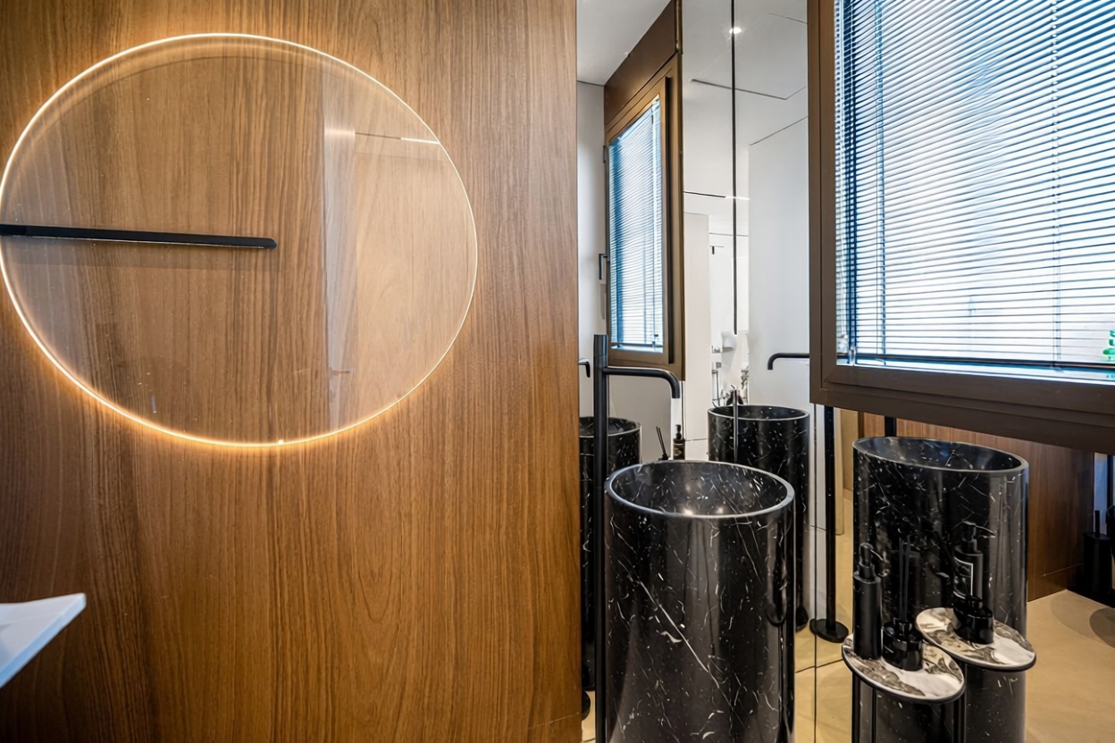 Chalet con acceso directo a playa en Marbella — Baño