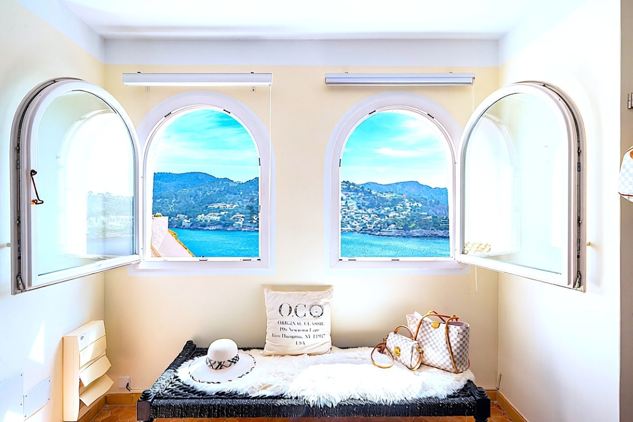 Appartement à vendre pieds dans l'eau à Andratx — Vue mer