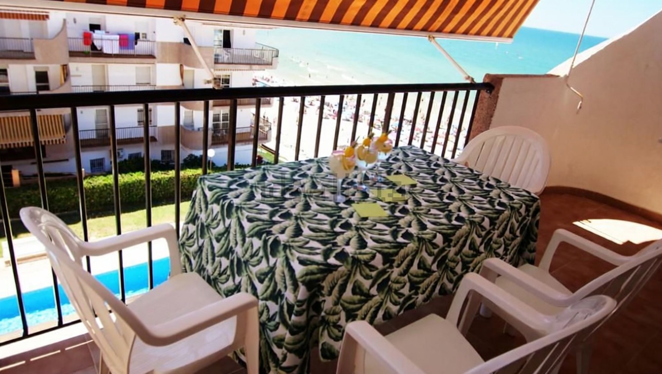 Piso en venta en primera línea de playa en Almonte