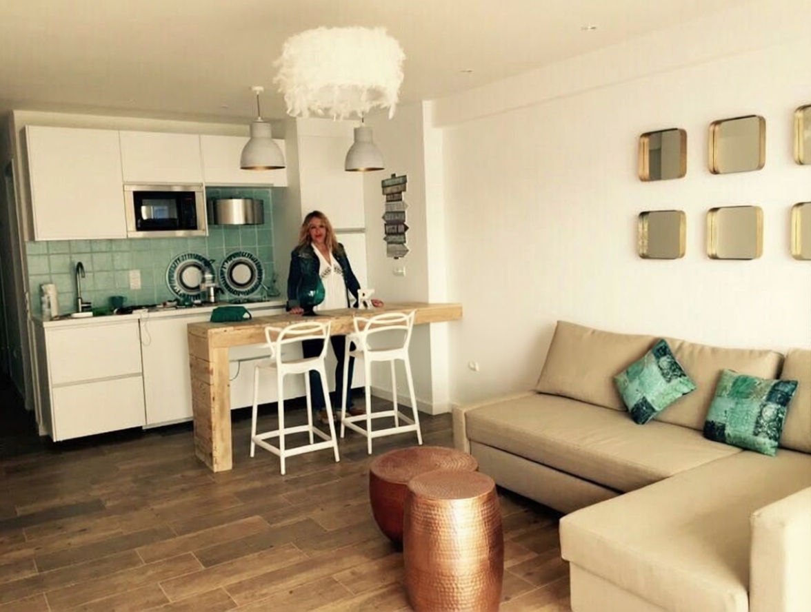 Piso en venta en primera línea de playa en Sant Antoni de Portmany — Cocina