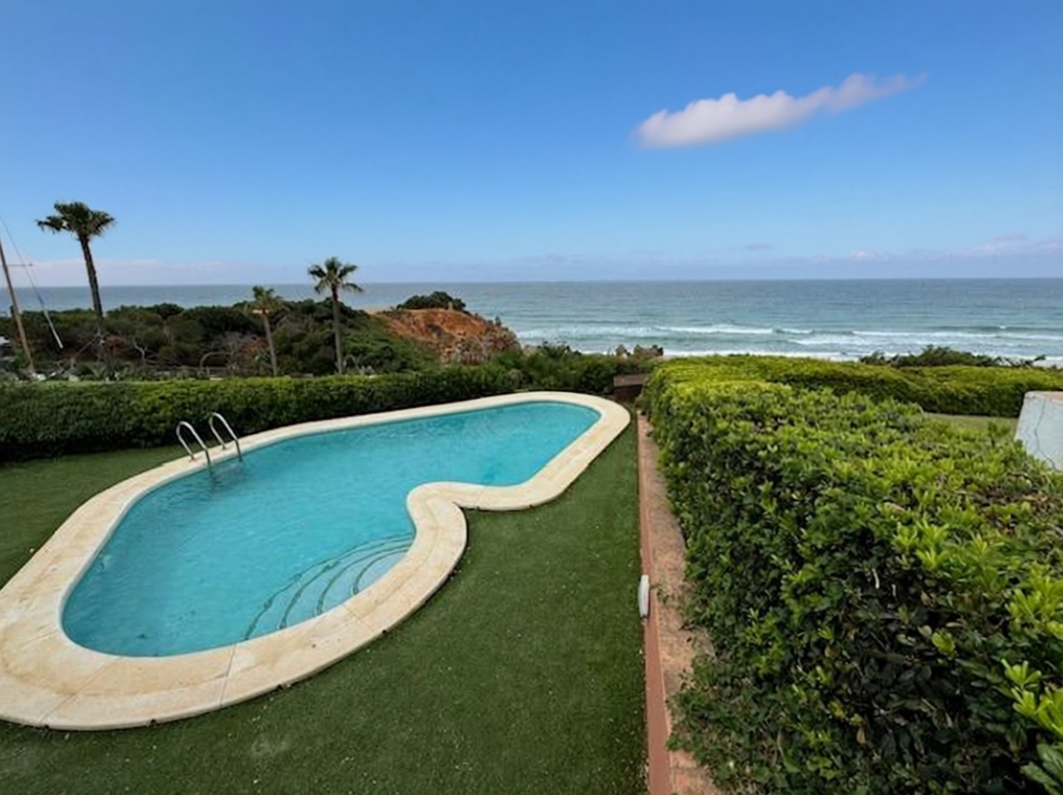 Chalet à vendre avec accès direct à la plage à Conil de la Frontera