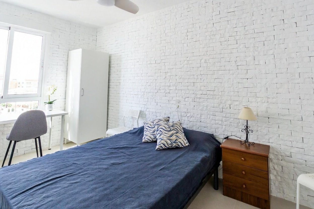 Appartement en première ligne de plage à Santa Pola — Chambre