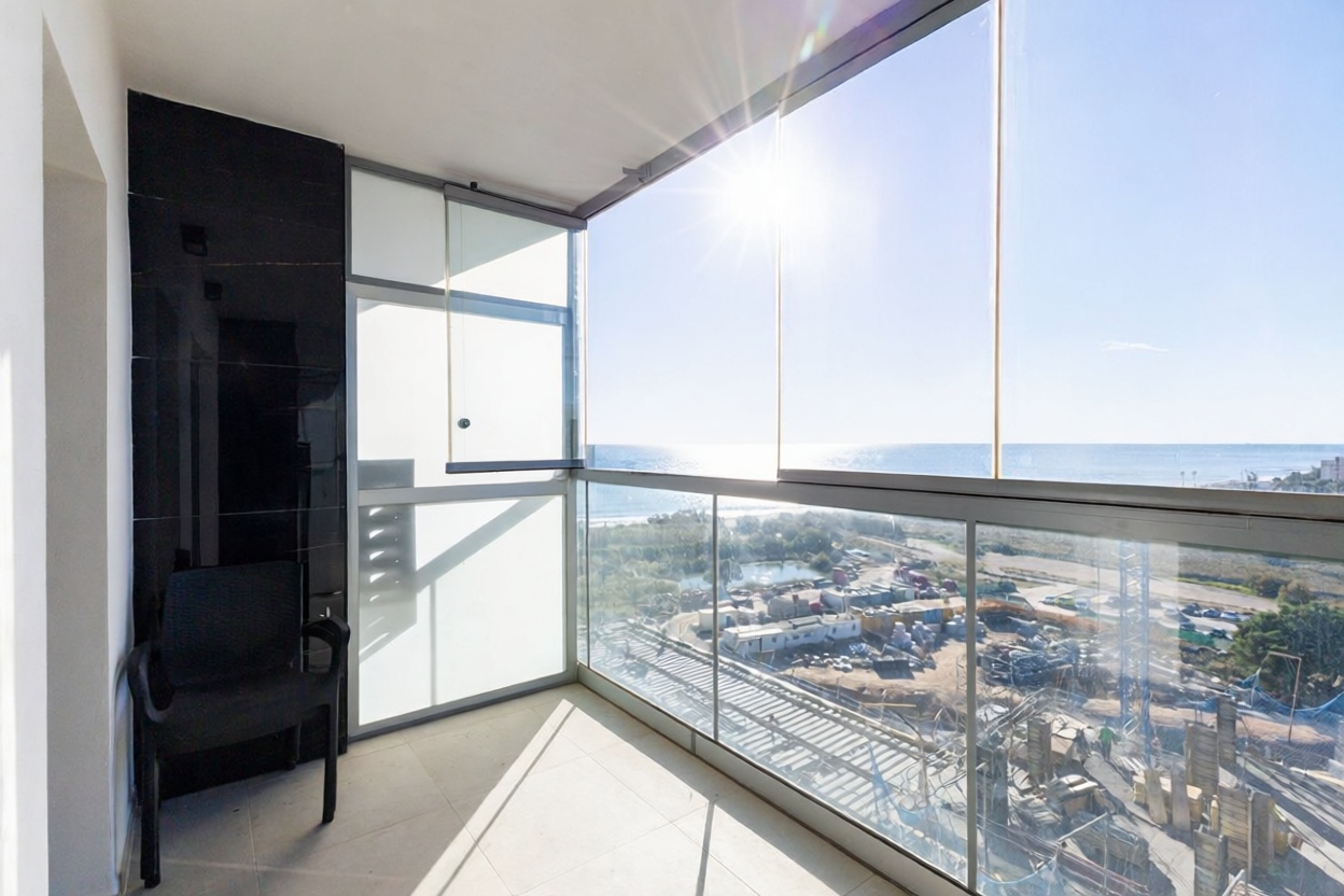Apartamento à venda pé na areia em Cabanes
