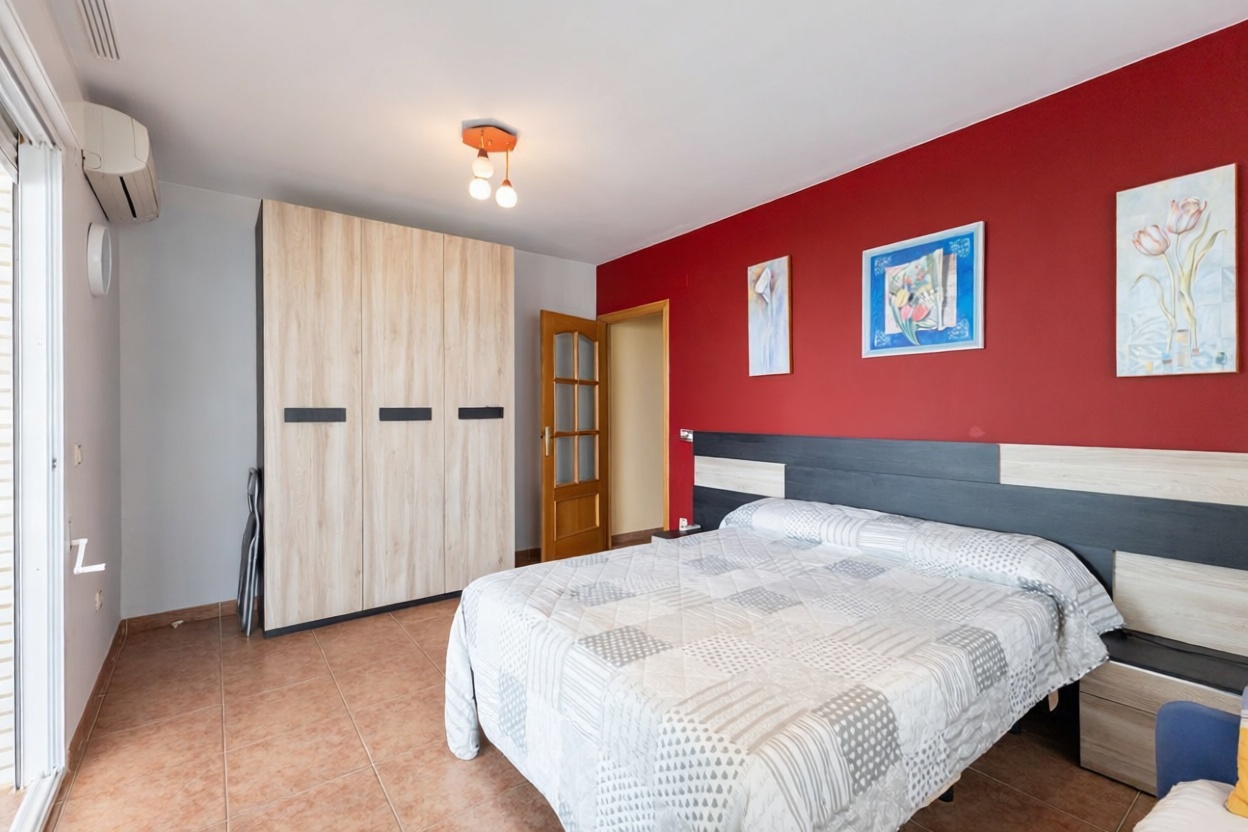 Piso en venta en primera línea de playa en Peñíscola — Dormitorio