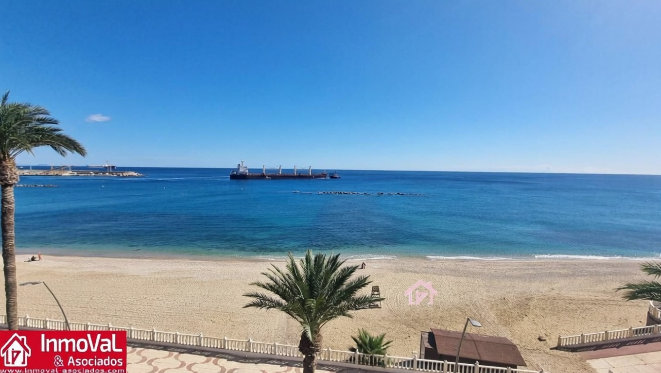 Apartamento em primeira linha de praia em Garrucha — Vista mar