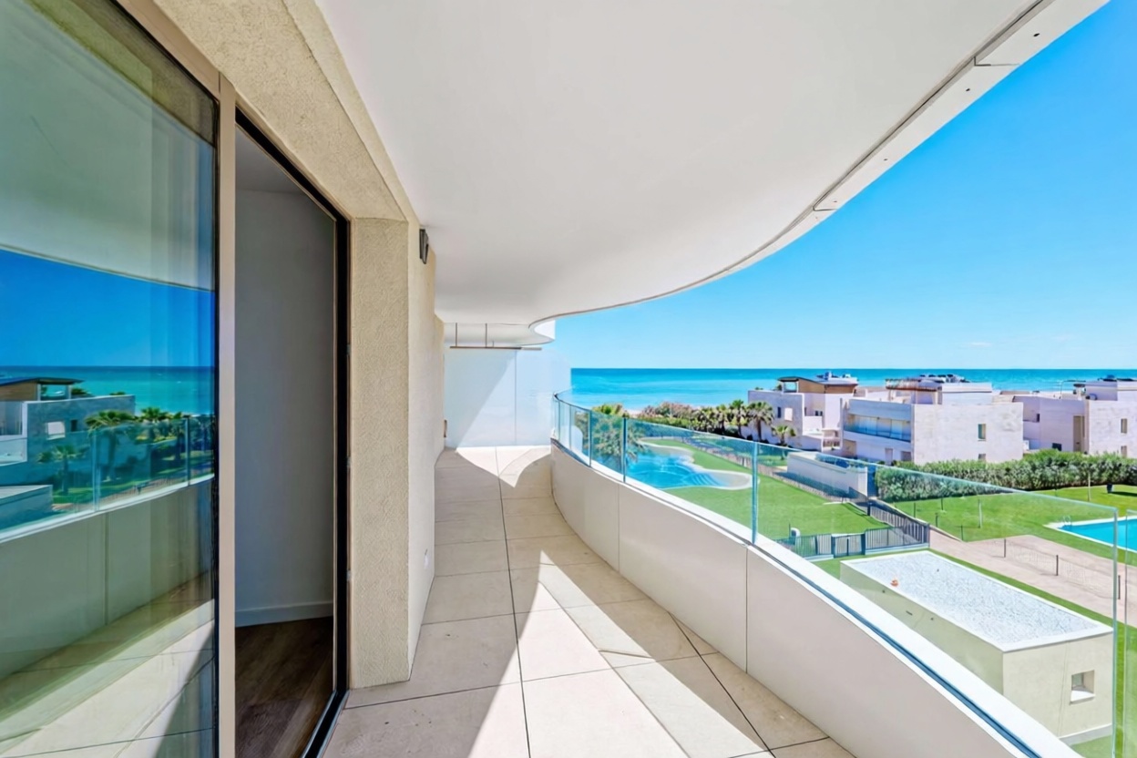 Apartamento à venda pé na areia em València