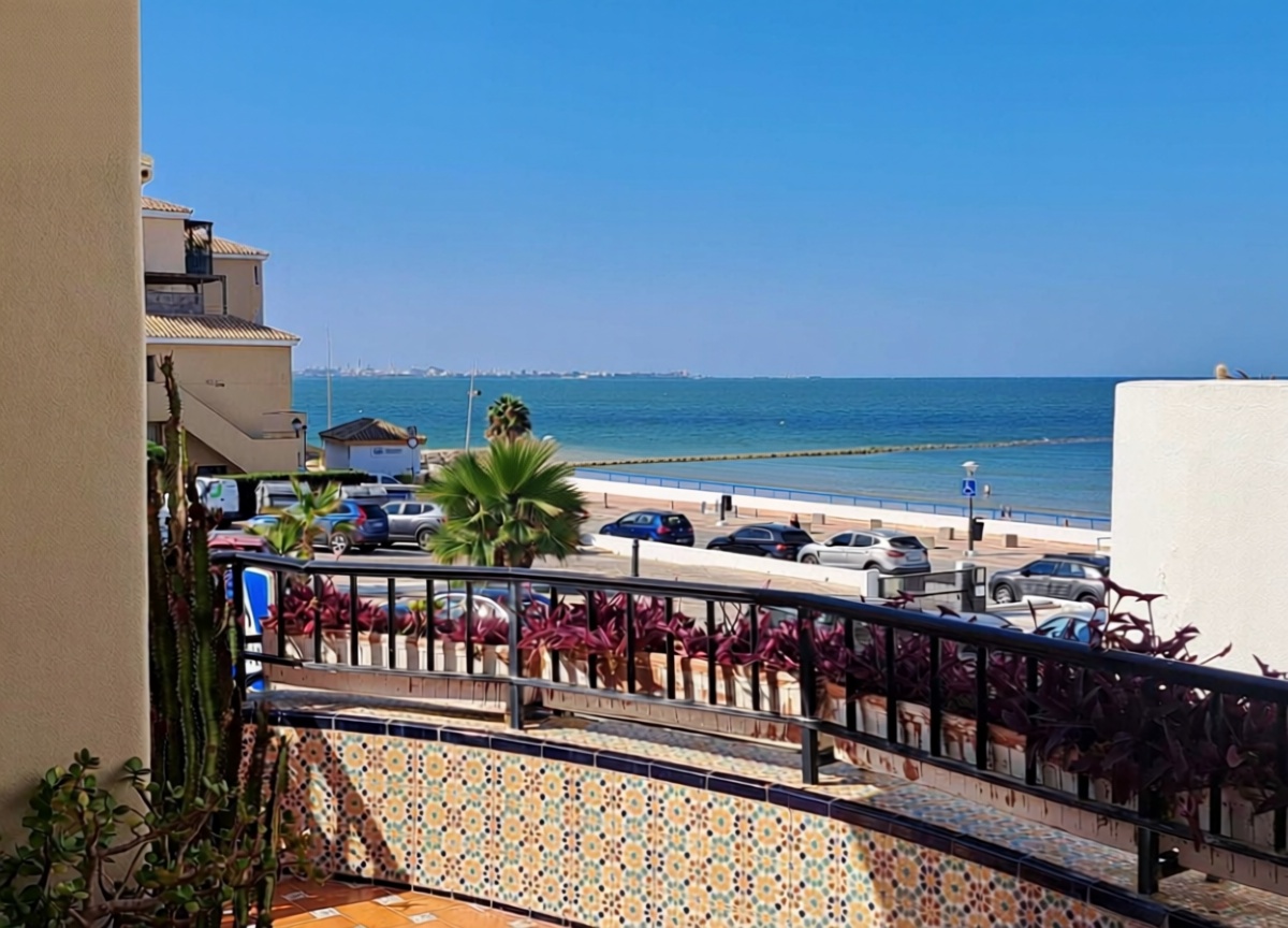 Шале на продажу с прямым выходом на пляж в El Puerto de Santa María