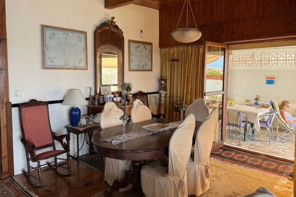 Chalet com acesso direto à praia em Cartagena — Sala jantar