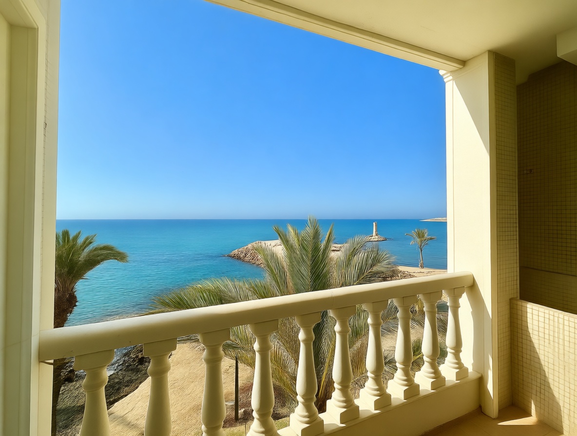 Квартира на продажу на первой линии пляжа в Torrevieja