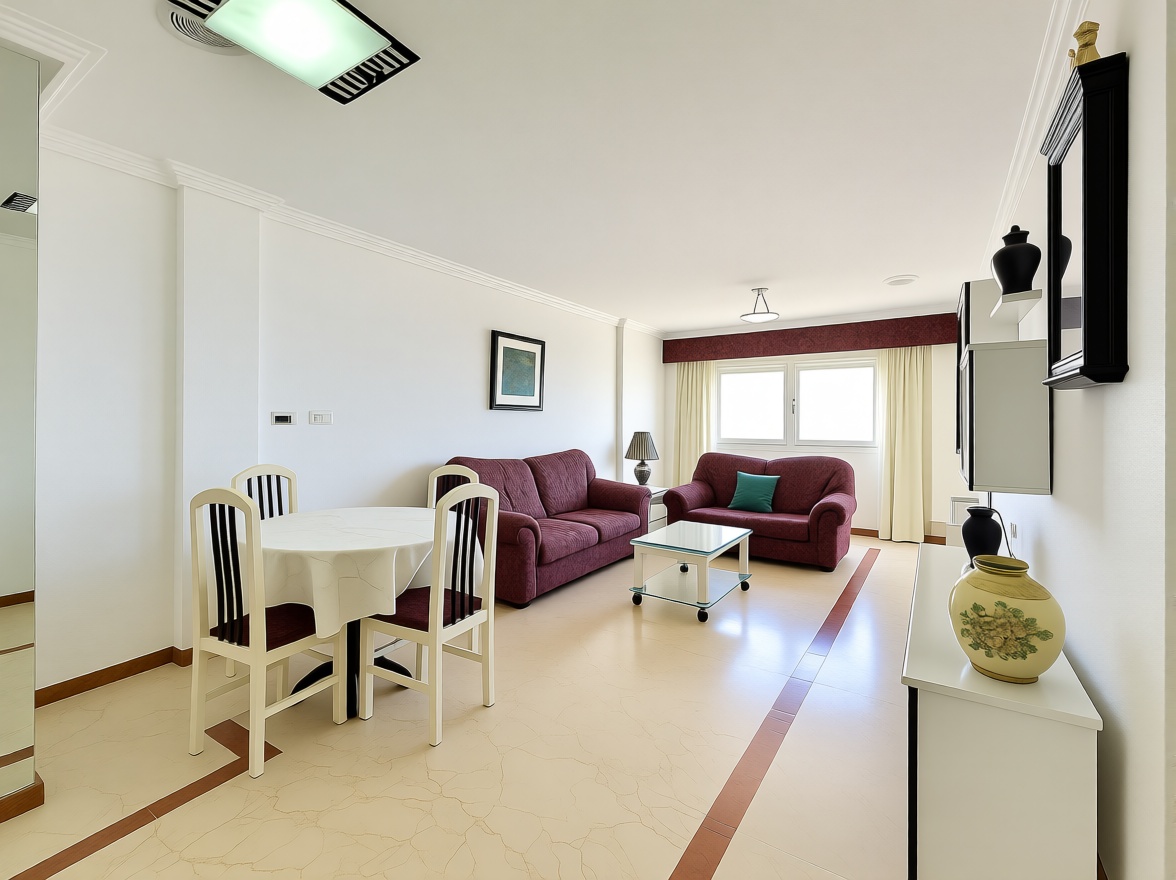 Appartement en première ligne de plage à Torrevieja — Séjour