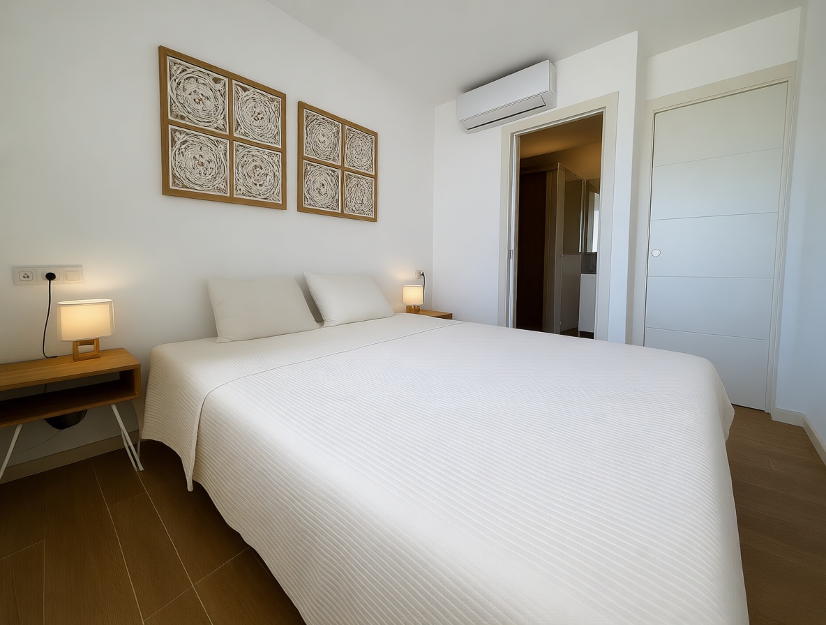 Flat for sale frontline beach in Calpe — Bedroom