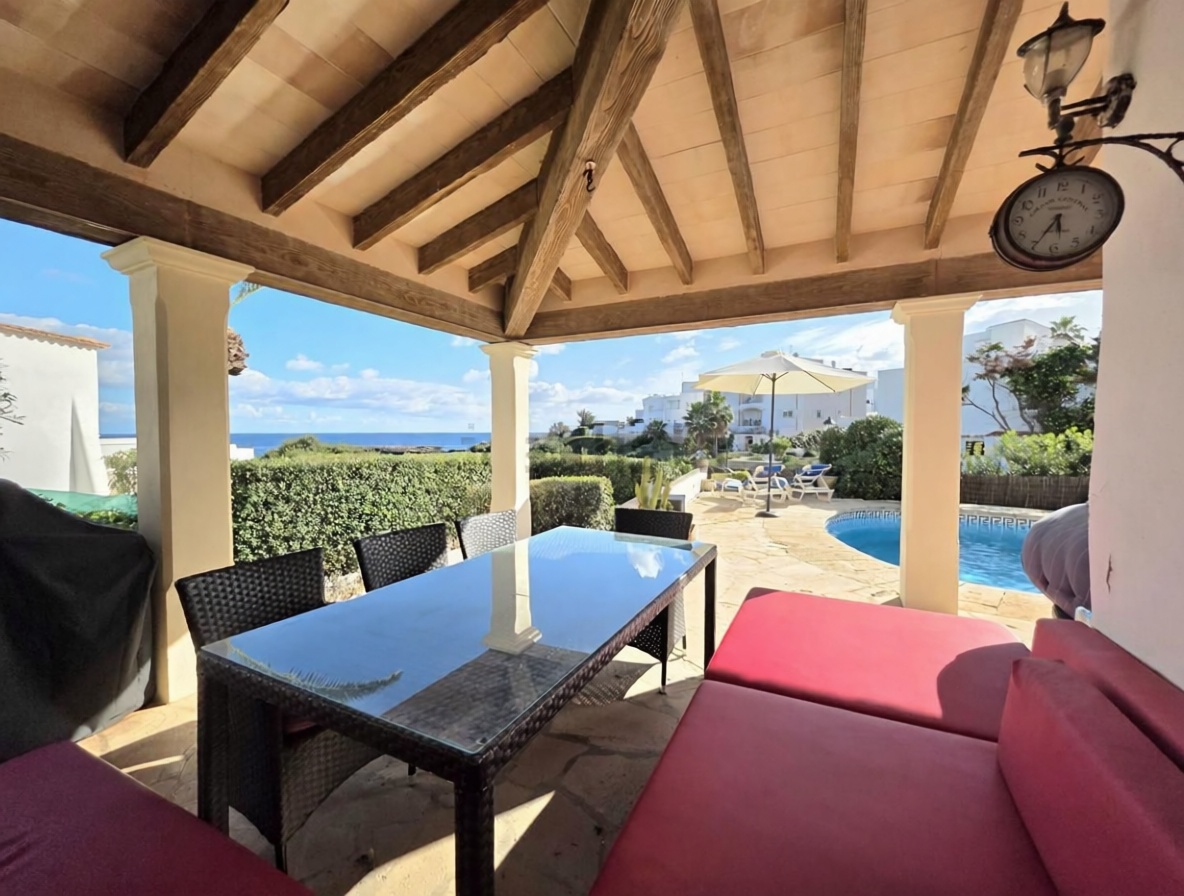 Chalet à vendre avec accès direct à la plage à Santanyí — Terrasse mer