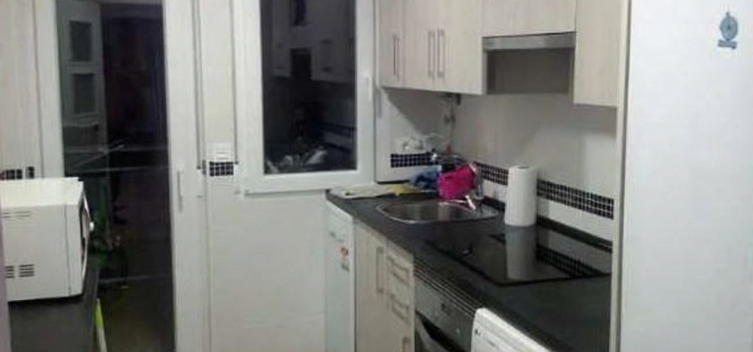Apartamento à venda pé na areia em Gandia — Cozinha