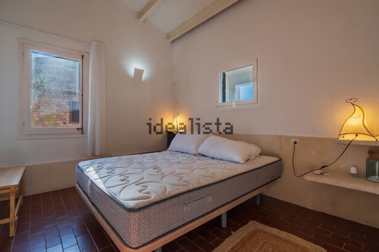 Chalet with direct beach access in Ciutadella — Bedroom