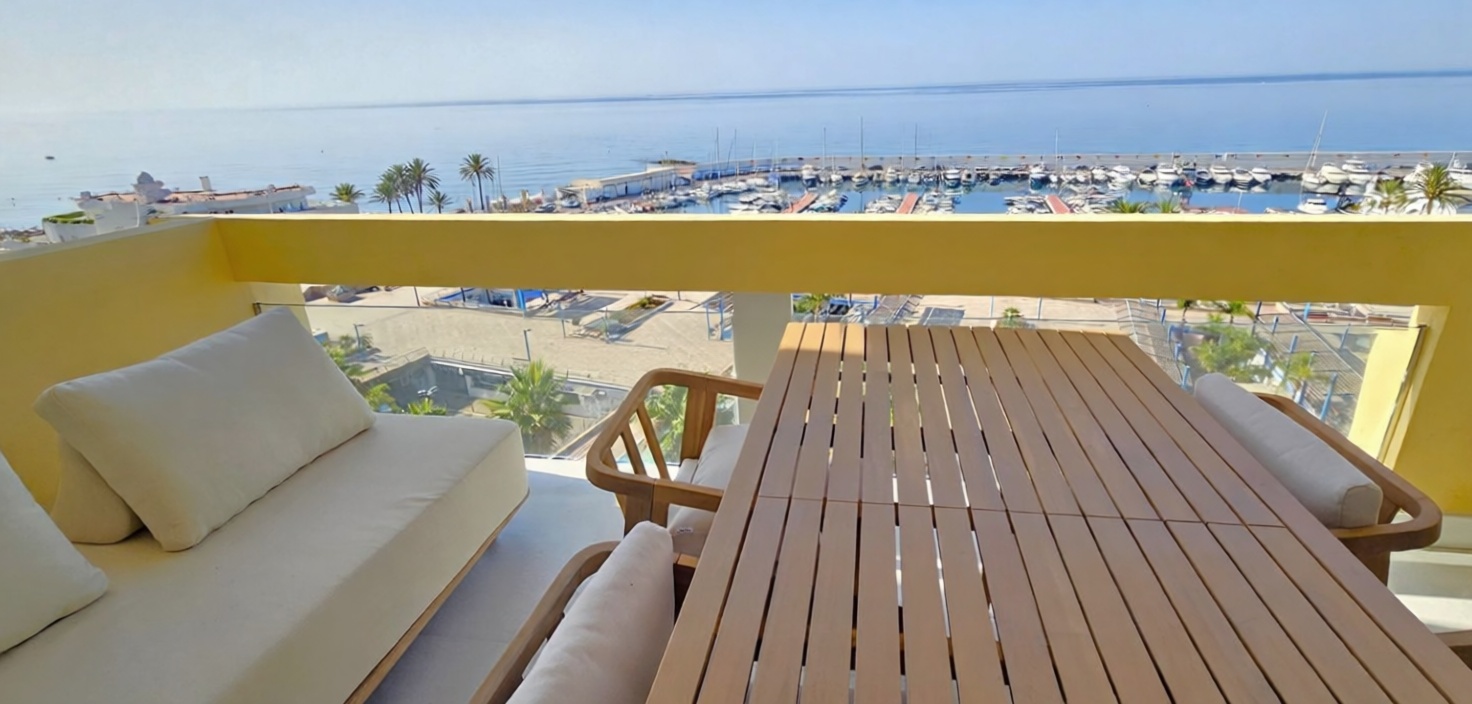 Квартира на продажу на первой линии пляжа в Marbella — Морская терраса