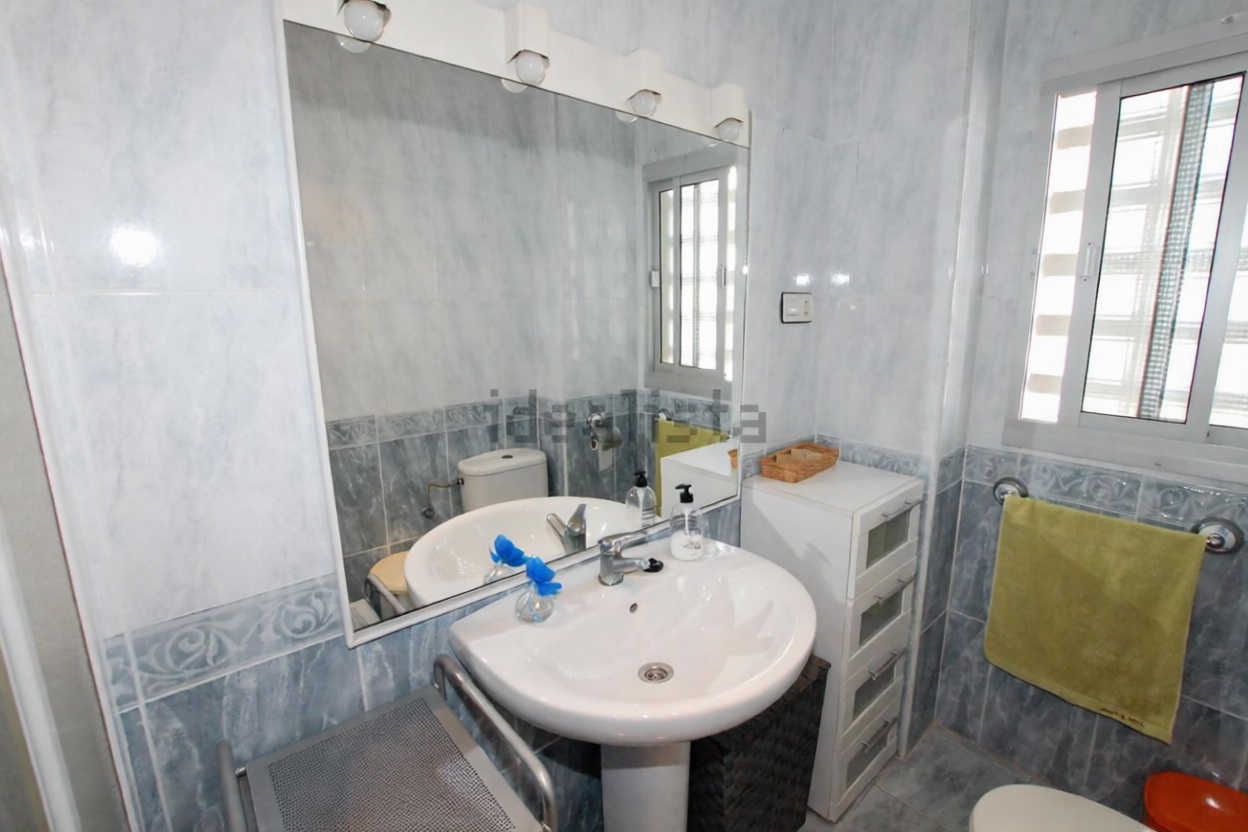 Apartamento à venda pé na areia em Salobreña — Cozinha