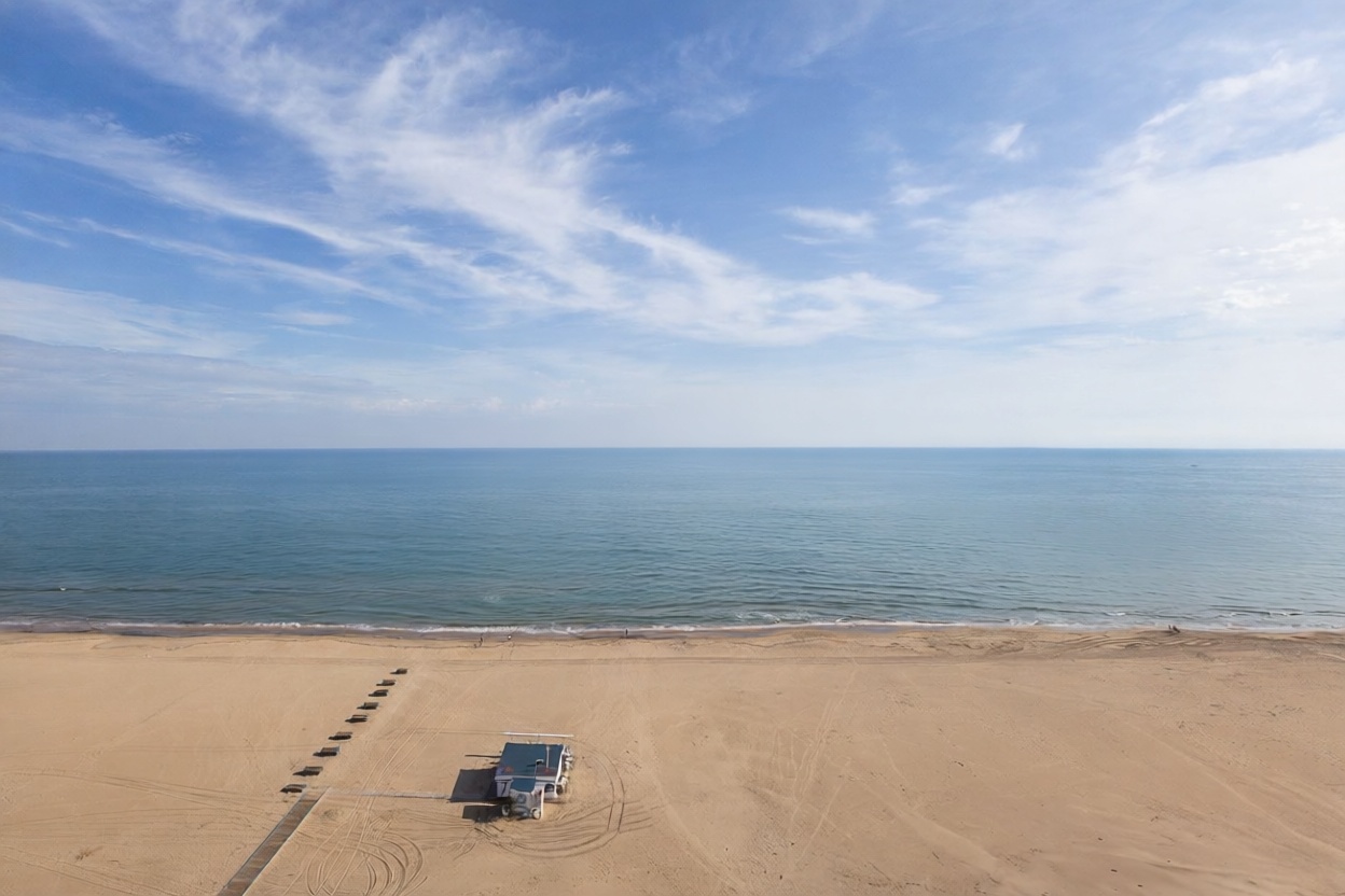 Dachgeschosswohnung zum Verkauf in erster Meereslinie in Gandia — Meerblick