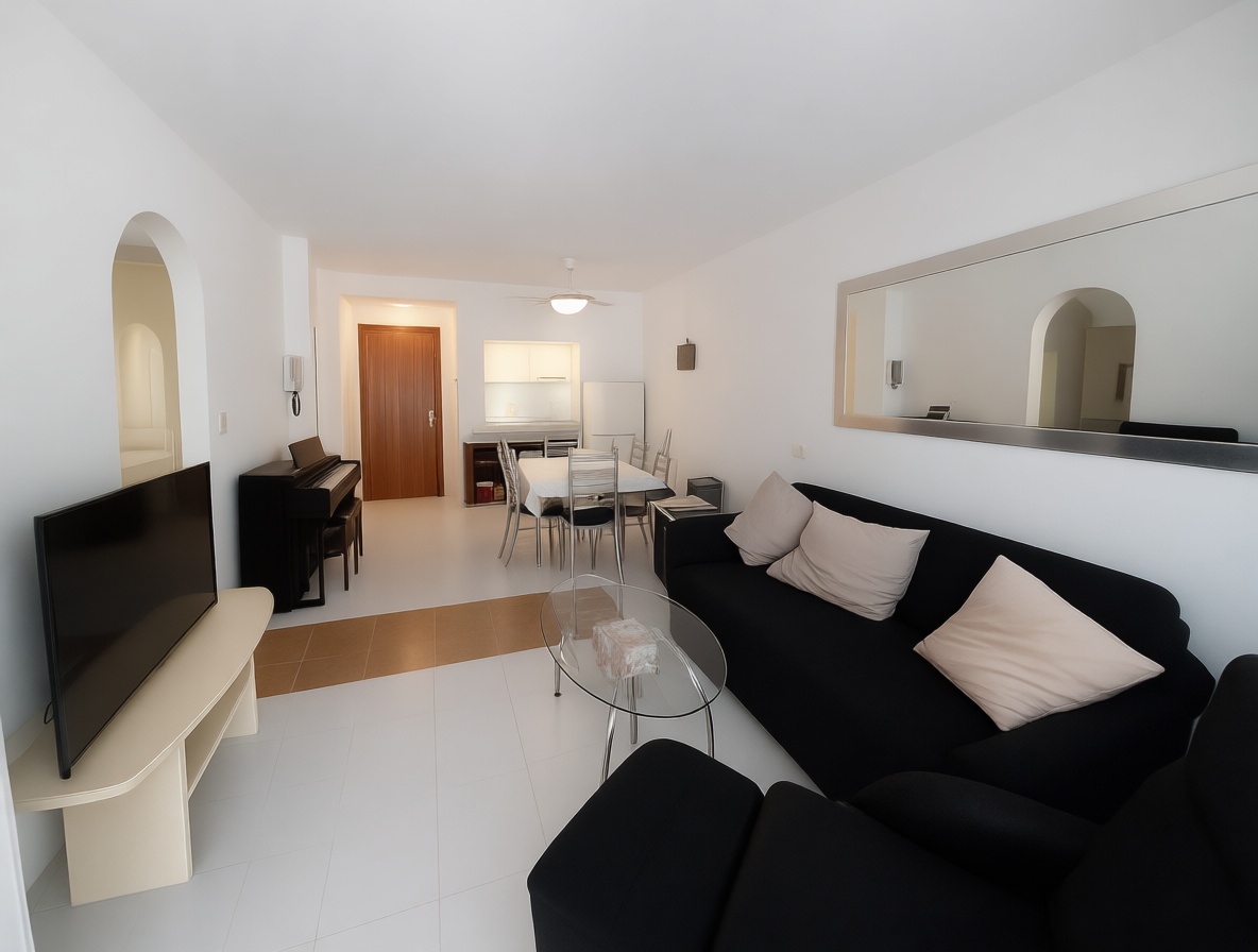 Piso en venta en primera línea de playa en Calvià — Salón