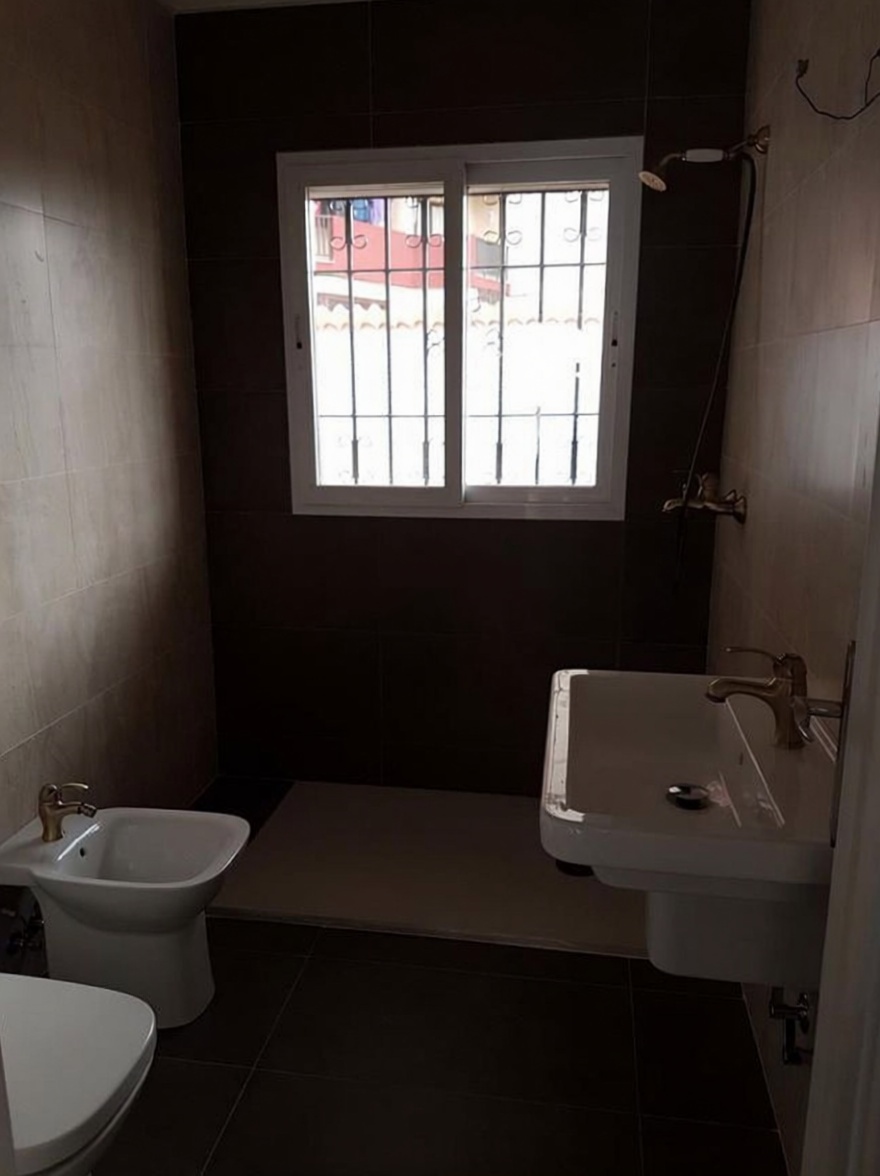 Chalet con acceso directo a playa en La Manga del Mar Menor — Baño