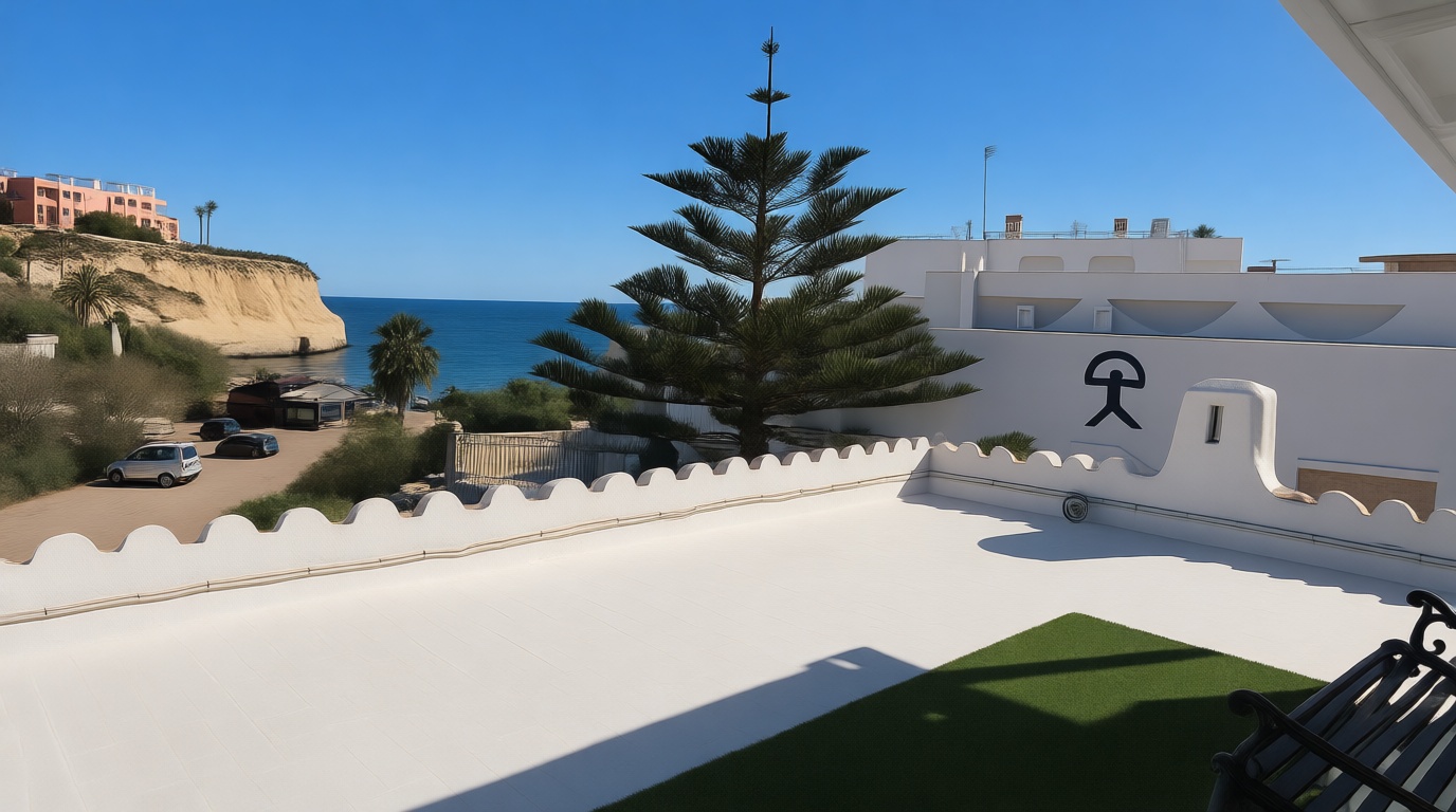 Chalet for sale with direct beach access in San Juan de los Terreros — Sea view