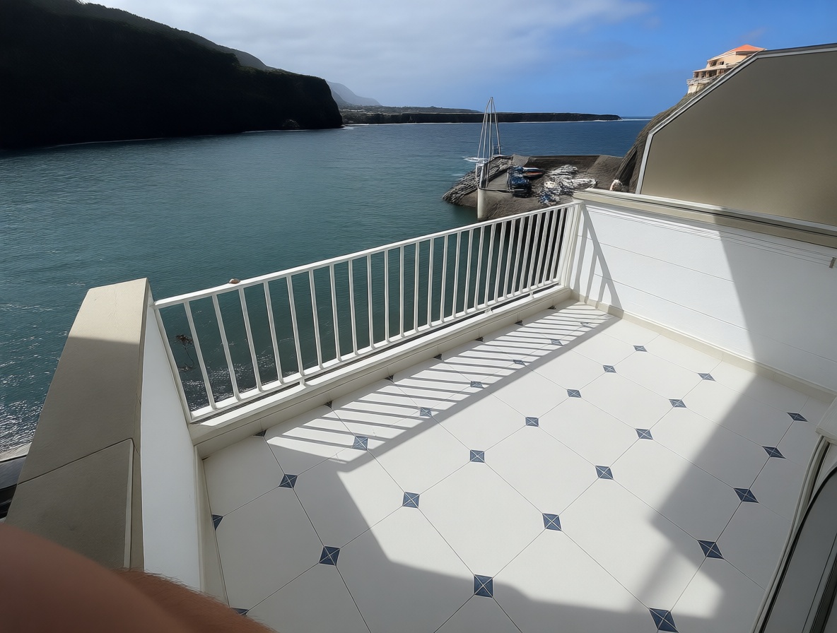 Wohnung zum Verkauf in direkter Strandlage in Icod de los Vinos — Meerterrasse