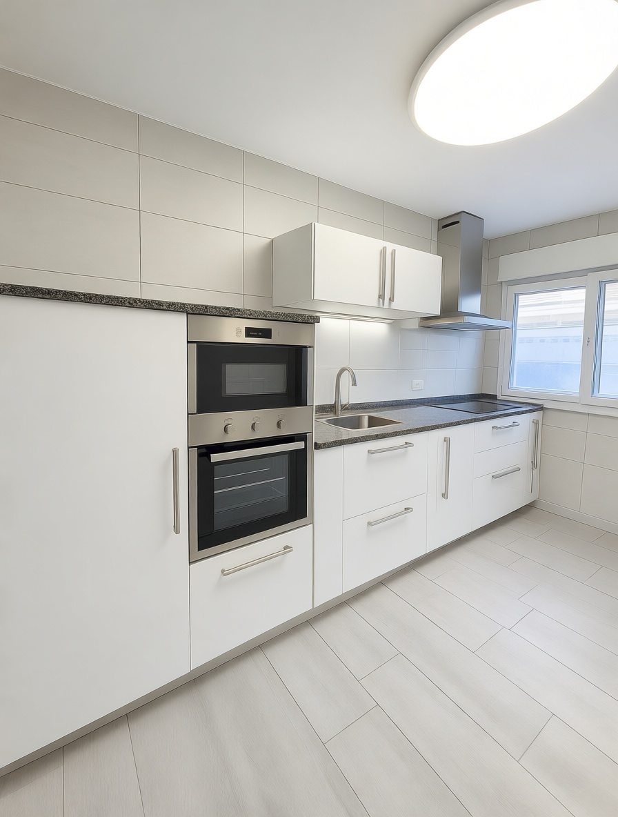Appartement en première ligne de plage à La Manga del Mar Menor — Cuisine