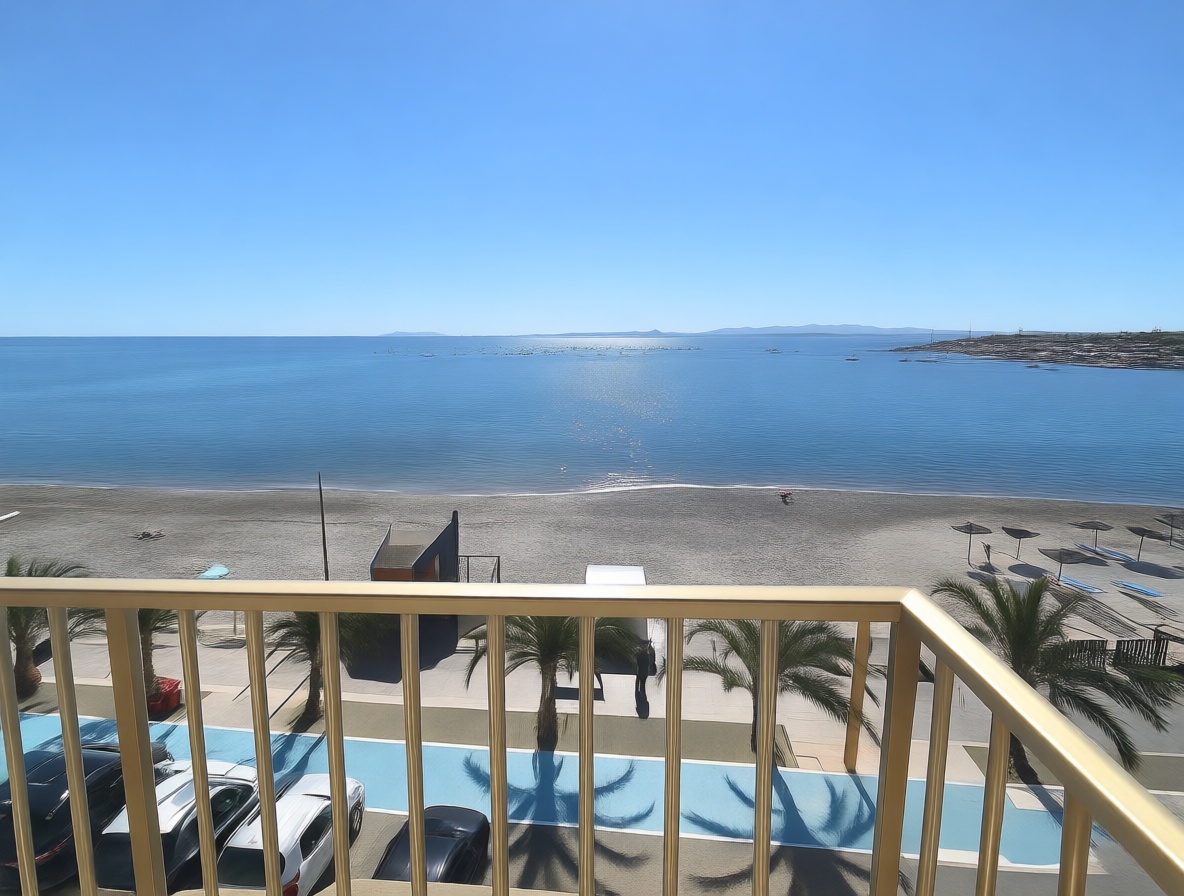Квартира на продажу на первой линии пляжа в San Pedro del Pinatar
