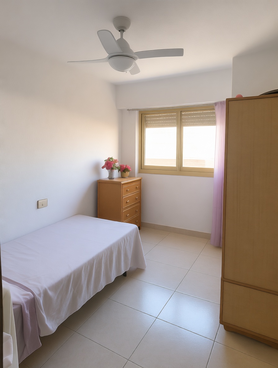Piso en primera línea de playa en San Pedro del Pinatar — Dormitorio