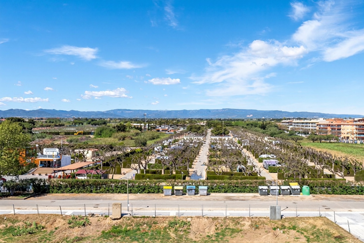 Ático en venta en primera línea de mar en Cambrils — Cocina