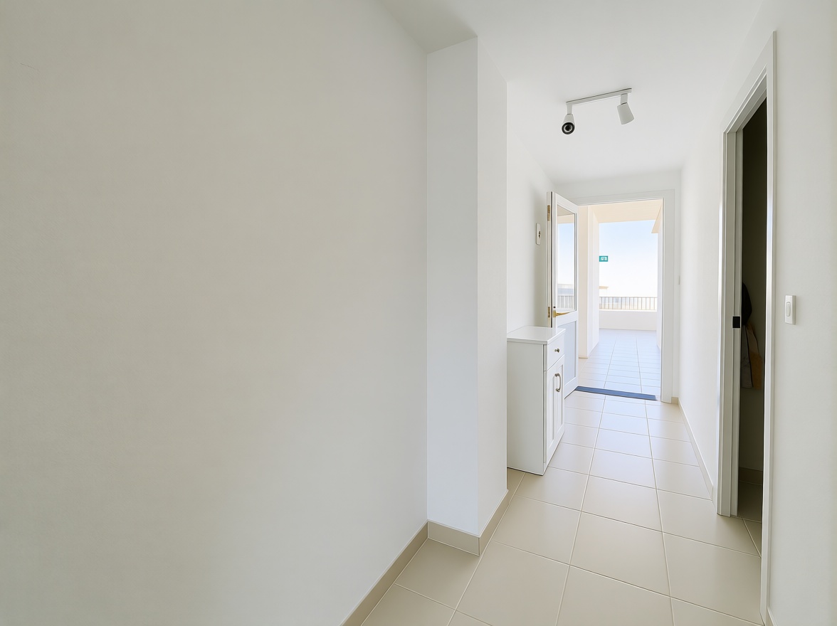 Dachgeschosswohnung zum Verkauf in erster Meereslinie in Cambrils — Bad