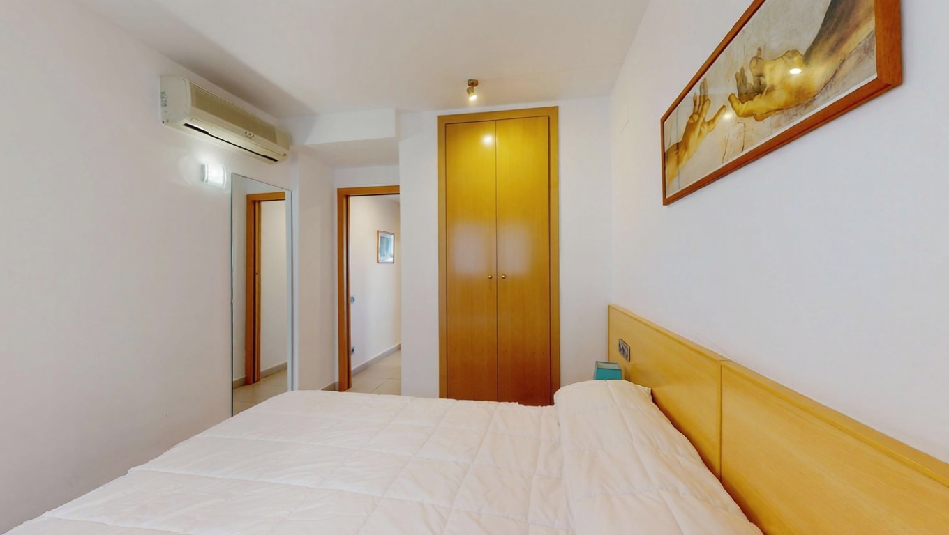 Apartamento à venda pé na areia em Cambrils — Quarto