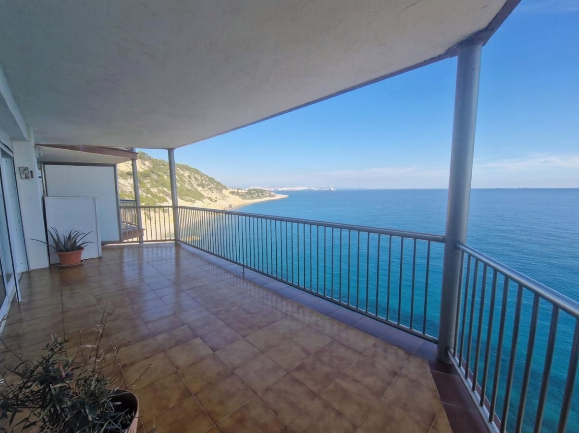 Квартира на продажу на первой линии пляжа в Salou — Морская терраса