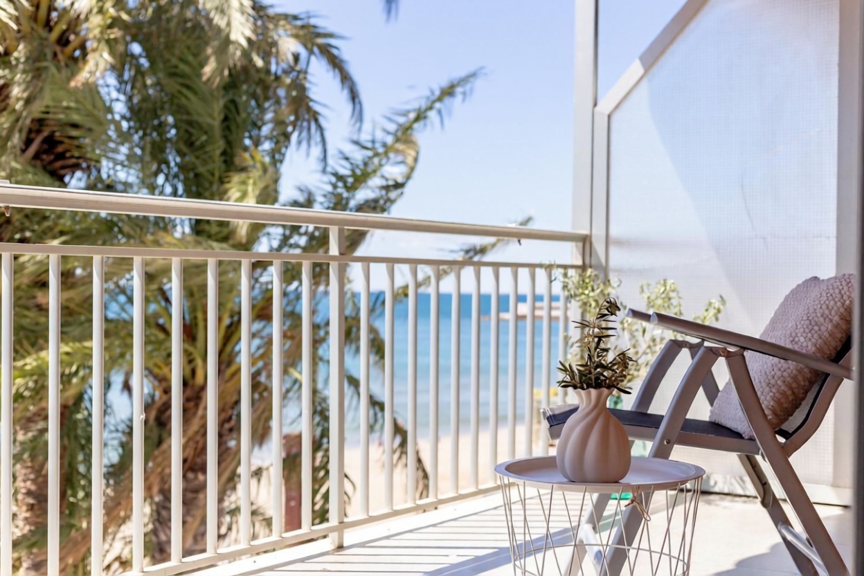 Квартира на продажу на первой линии пляжа в Salou
