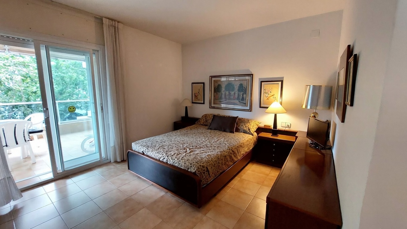 Apartamento à venda pé na areia em Salou — Quarto