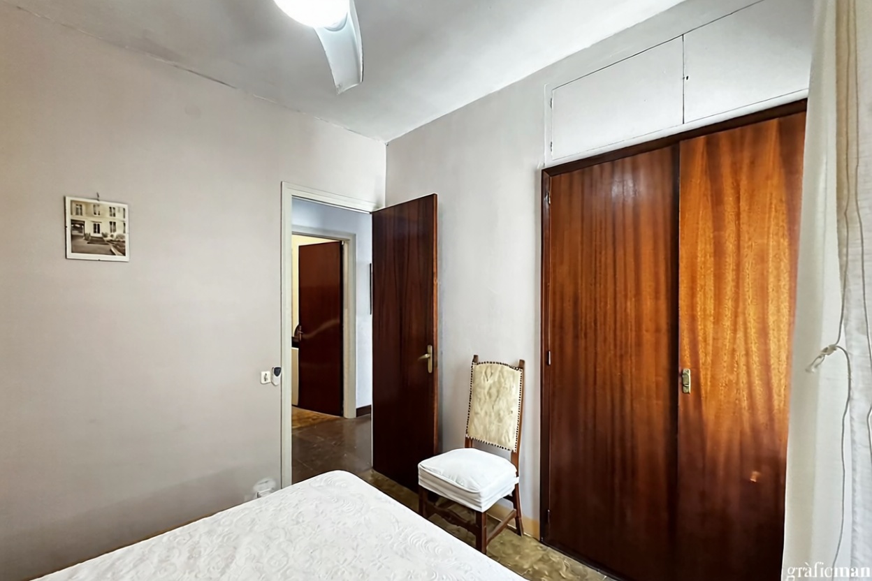 Flat for sale frontline beach in Salou — Bathroom