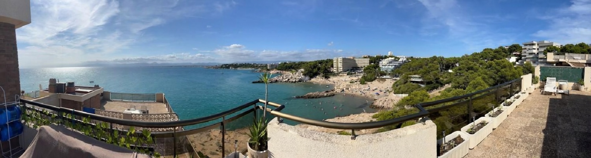 Мансарда на продажу на первой линии моря в Salou — Морская терраса