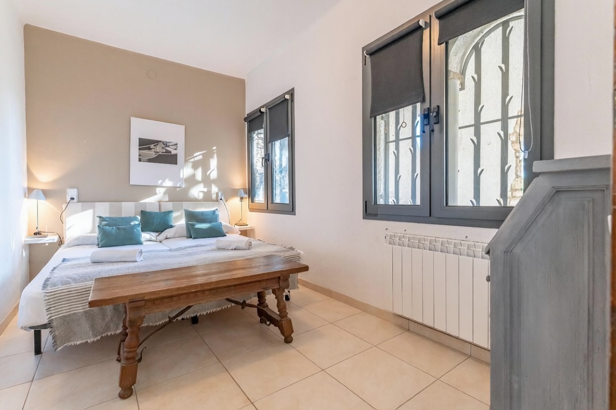 Chalet en venta con acceso directo a la playa en Miami Playa Mont-Roig del Camp — Baño