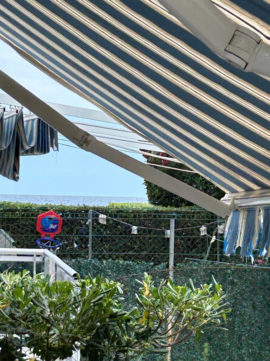 Flat for sale frontline beach in Mont-roig del Camp Miami Playa — Sea view