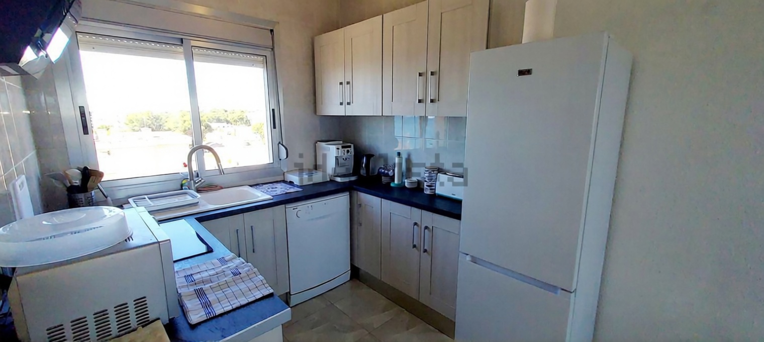 Мансарда на продажу на первой линии моря в Mont-roig del Camp — Кухня