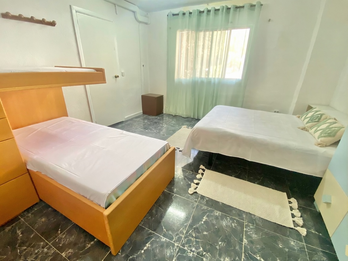 Flat for sale frontline beach in Mont-roig del Camp Miami Playa — Bedroom